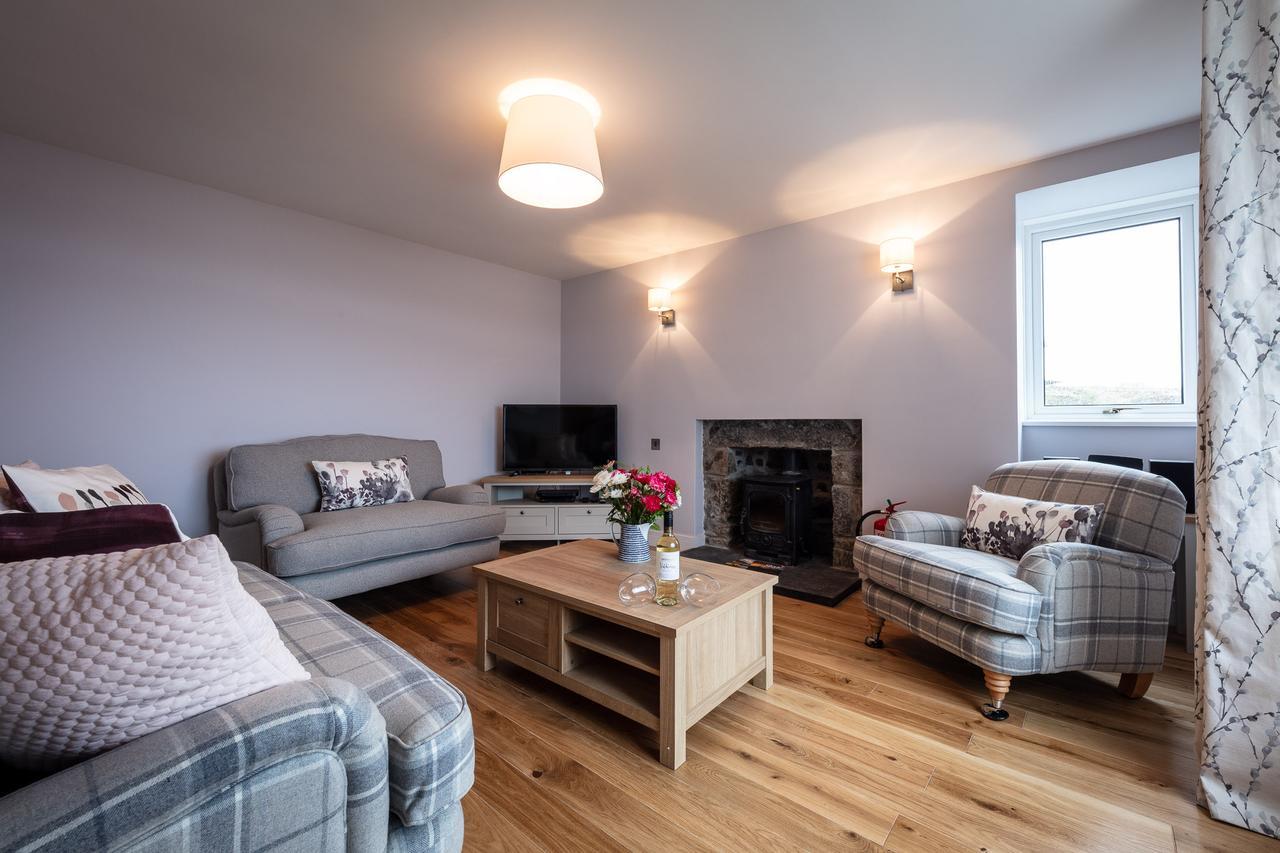 Lochside Vila Staffin Exterior foto